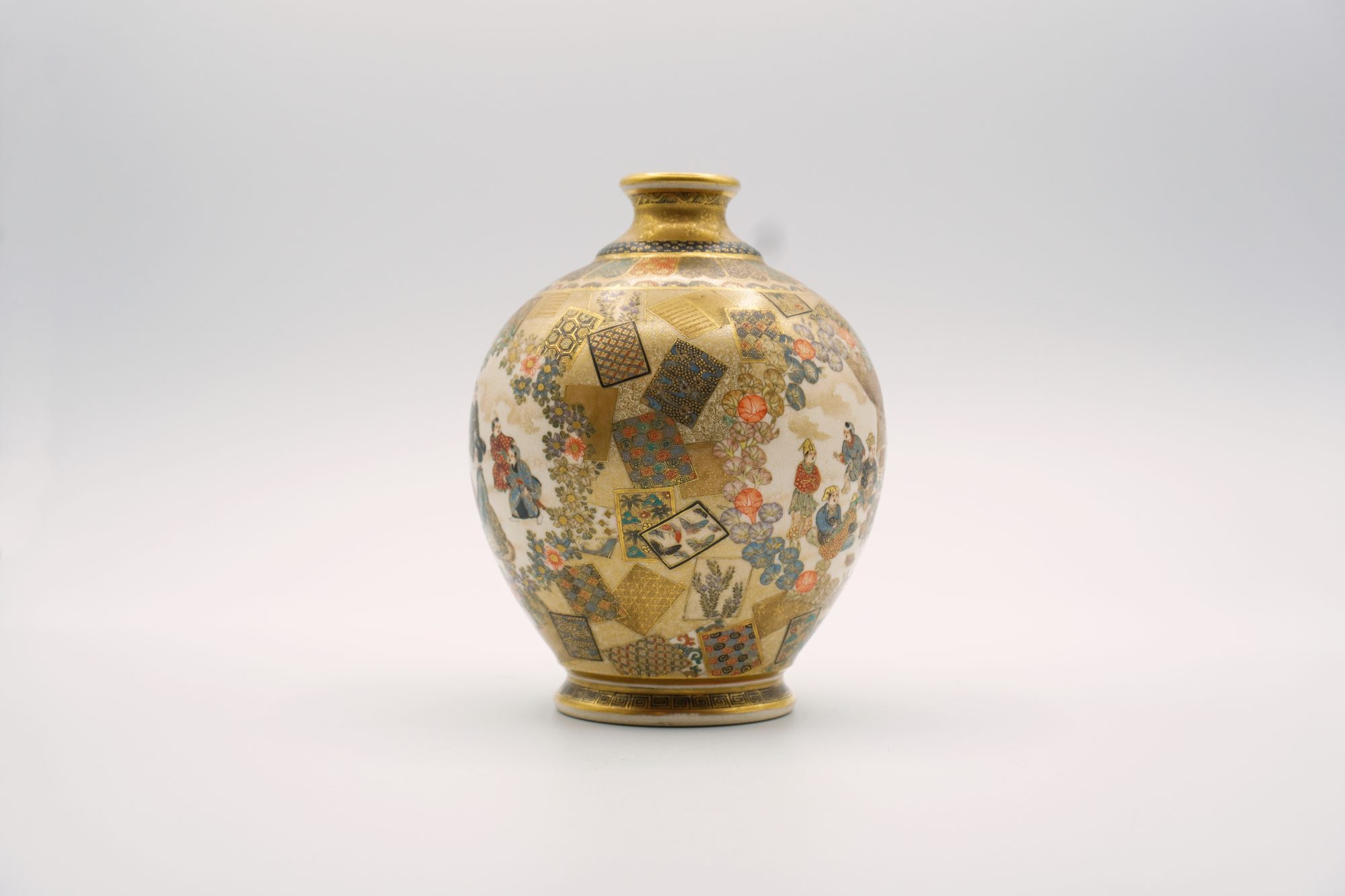 錦光山 錦手 風俗図花瓶 | 明治工芸・明治金工の販売専門店ならGallery尚