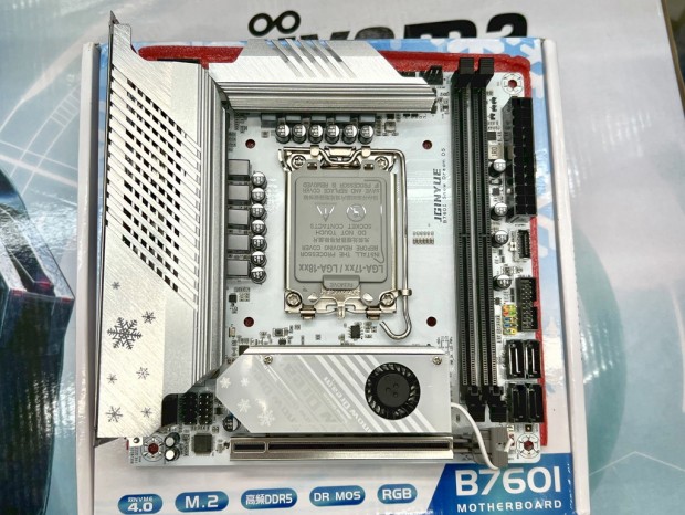 全身ホワイトな中華Mini-ITXマザーボード「B760i Snow Dream」のDDR5版