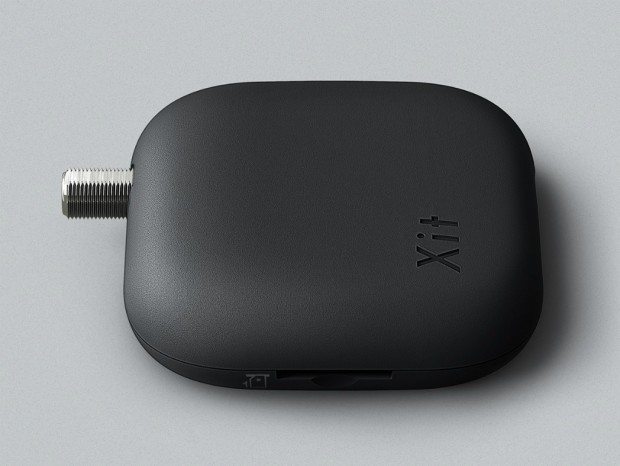 クラウド録画に対応するUSB接続TVチューナー、ピクセラ「Xit Square+