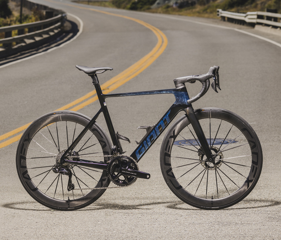 ロードバイク GIANT ［引き取りor埼玉県川口市より15kg圏内配 ロード