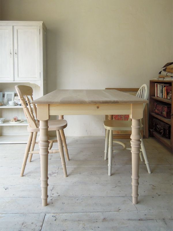 ホワイトオーク無垢材ダイニングテーブル1500×800@大阪の無垢家具工房GF