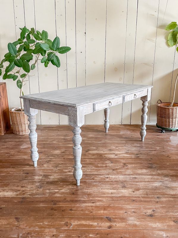 アンティーク】クラシックテーブル 木製アンティーク調テーブル 家具