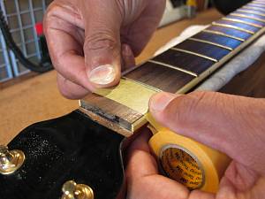 Ovation Celebrity CC-48