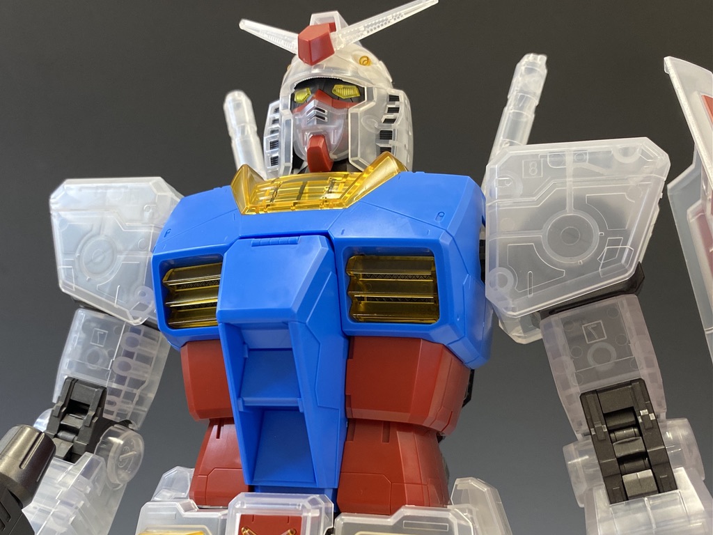 A賞 1/48 RX-78-2 ガンダム ソリッドクリアスタンダード メガサイズ