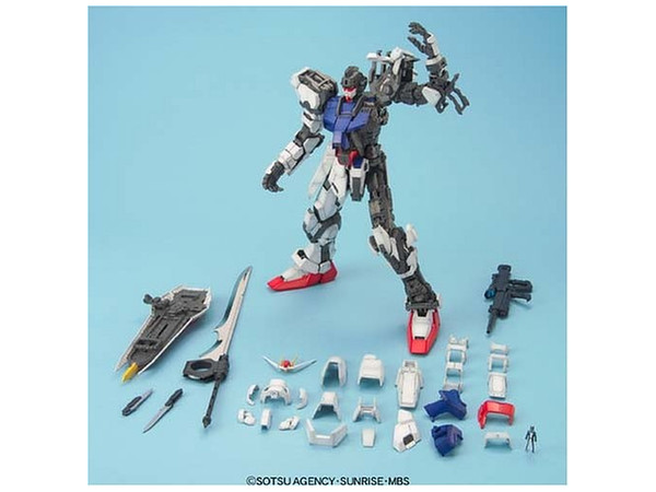 PG 1/60 GAT-X105 Strike Gundam | Bandai gundam models kits premium