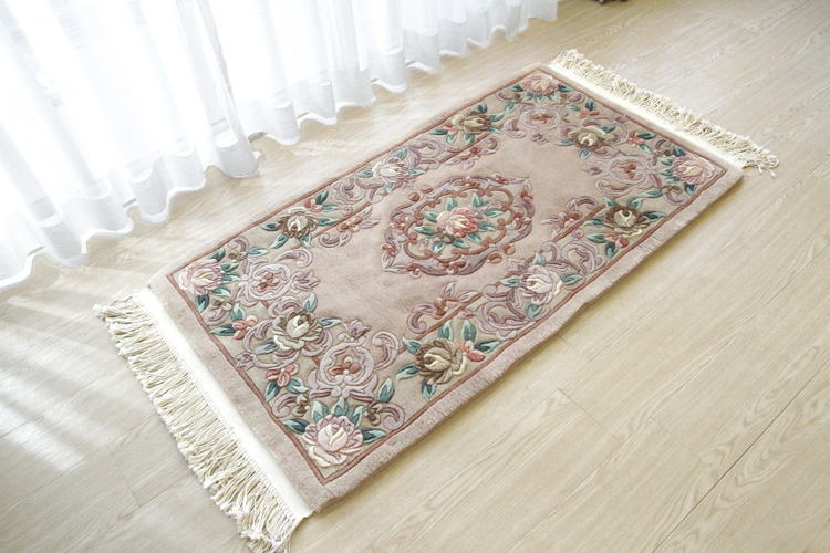 天津緞通 上質のウールを使用した手織り絨毯 ＃315 69×122cm ベージュ