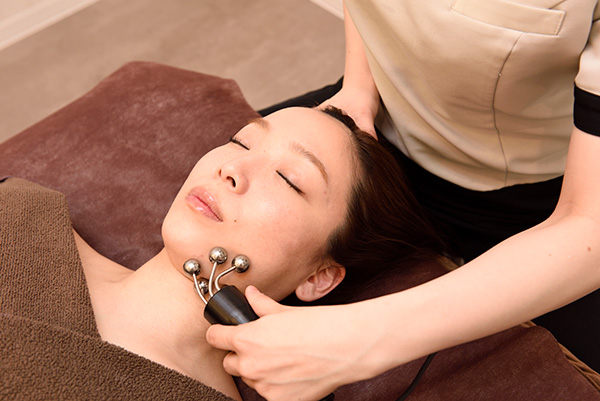 スクール「リンパボーラー」 - TOTAL BEAUTY SALON Dahlia（ダリア