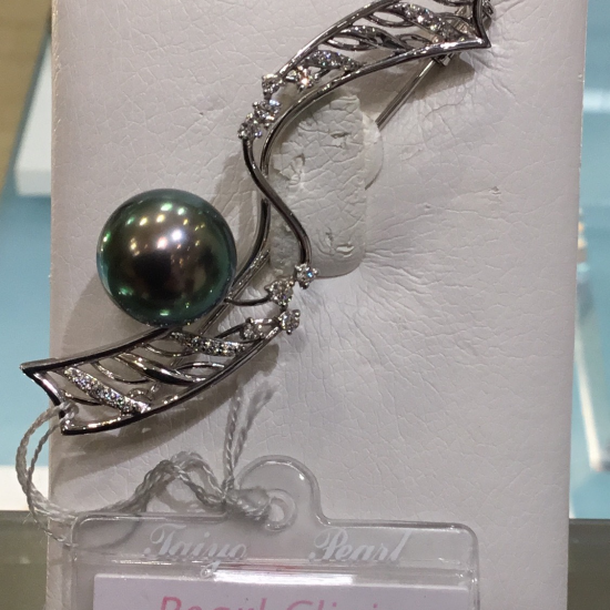 一点物！！！黒蝶真珠の1珠11.2mmのデザインブローチ✨✨良い物を長く