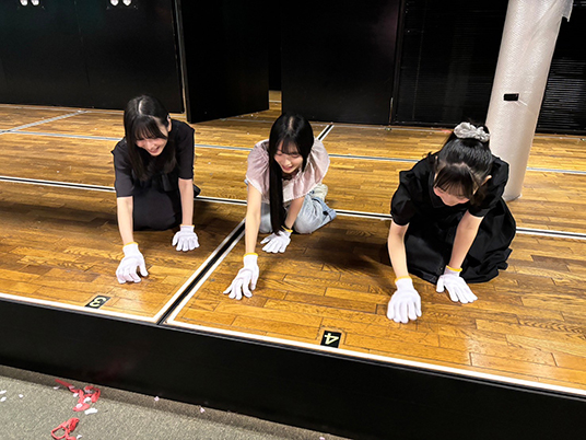 AKB48 大衣装展 会場限定抽選販売 旧劇場床材キーホルダーワンオーナー品