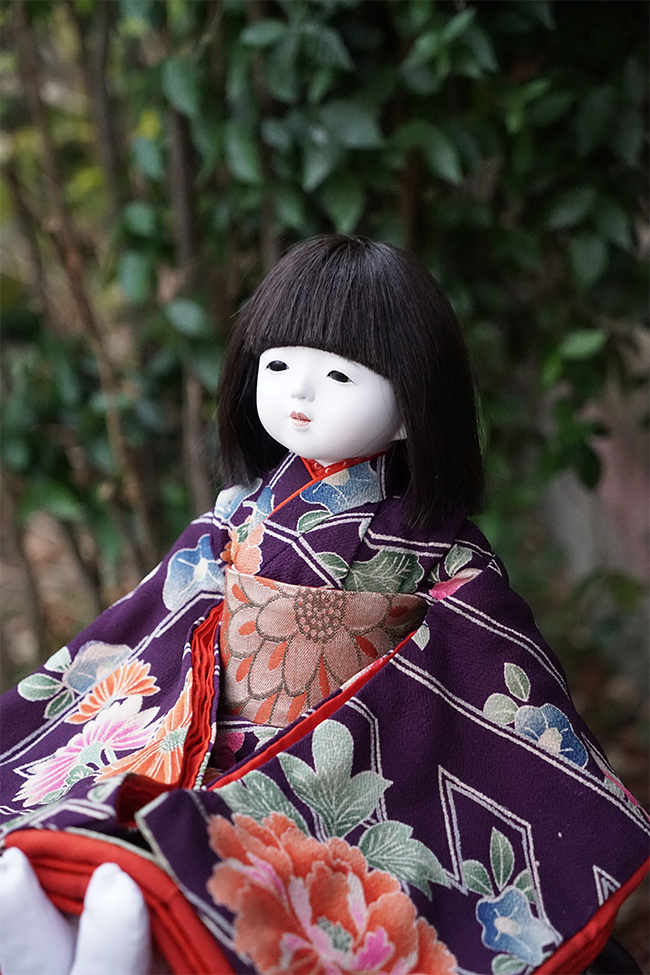 市松人形の最高峰 永徳斎の三つ折れです。男の子です