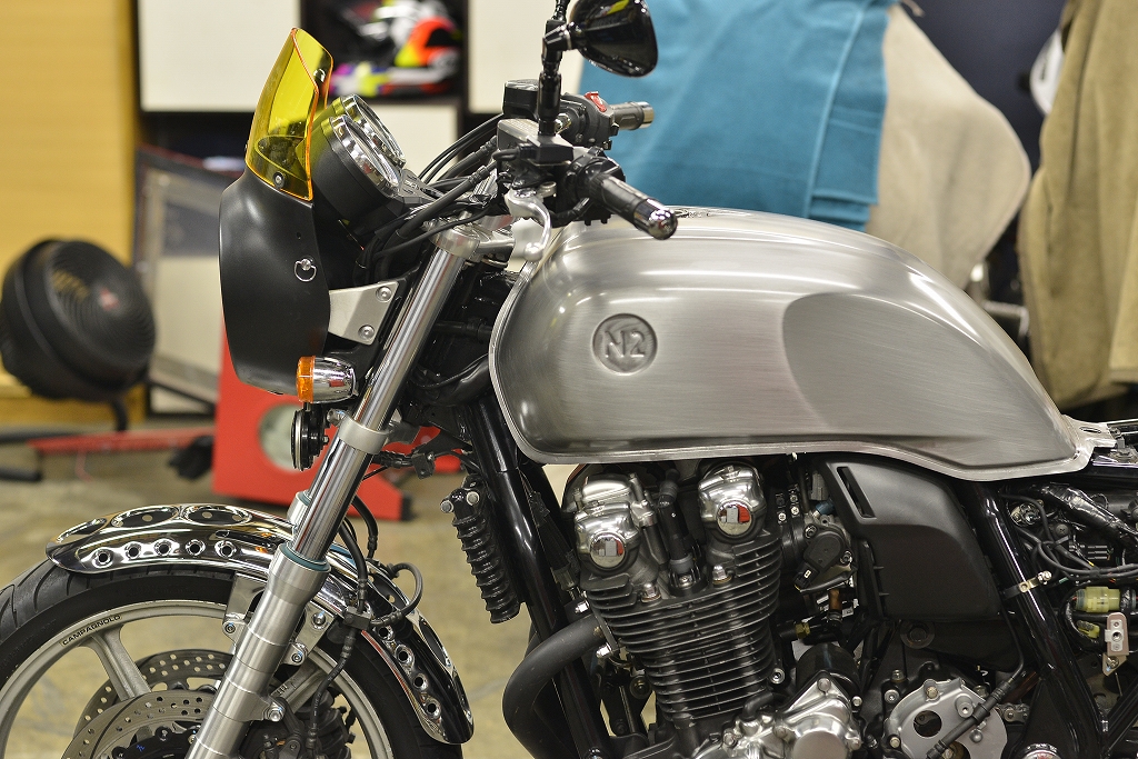 CB1100 SC54 14L→17Lタンク流用 | decoboco