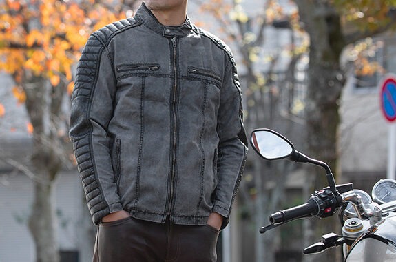 デグナー ライダースジャケット ブラック 牛革 ワッペン キルティング