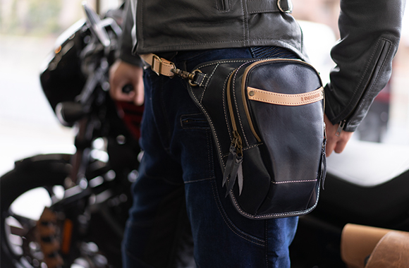 W-39A レザーホルスターバッグ | DEGNER