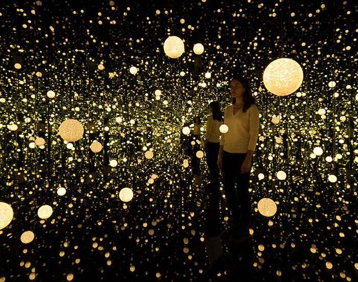 yayoi kusama presents 'EVERY DAY I PRAY FOR LOVE' at david zwirner