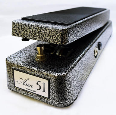 現行ワウ・ペダル”試奏分析〜Current Wah Pedal Analysis｜特集