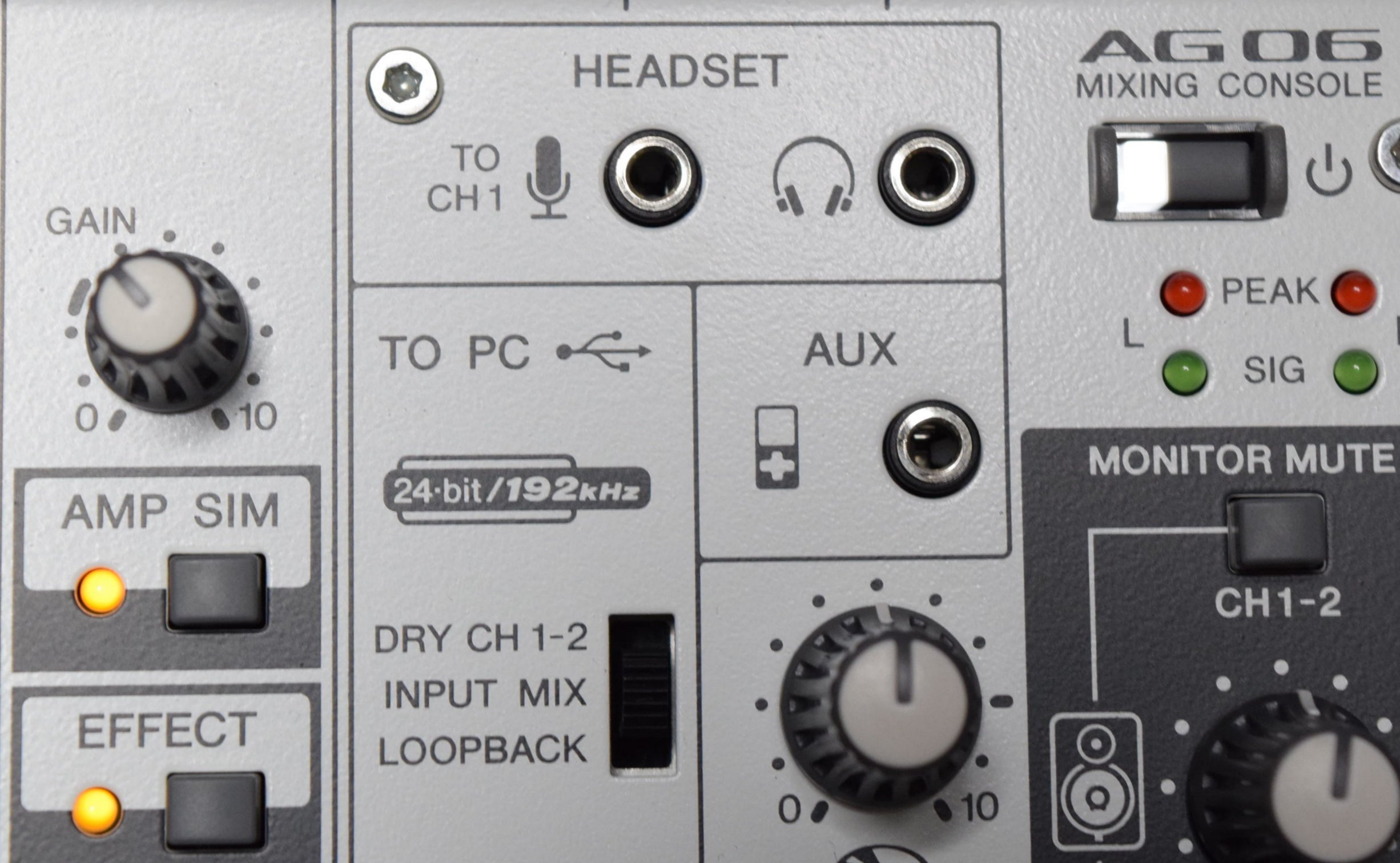 10ch入力を備える小さなミキサー、AG06が便利！ | DTMステーション