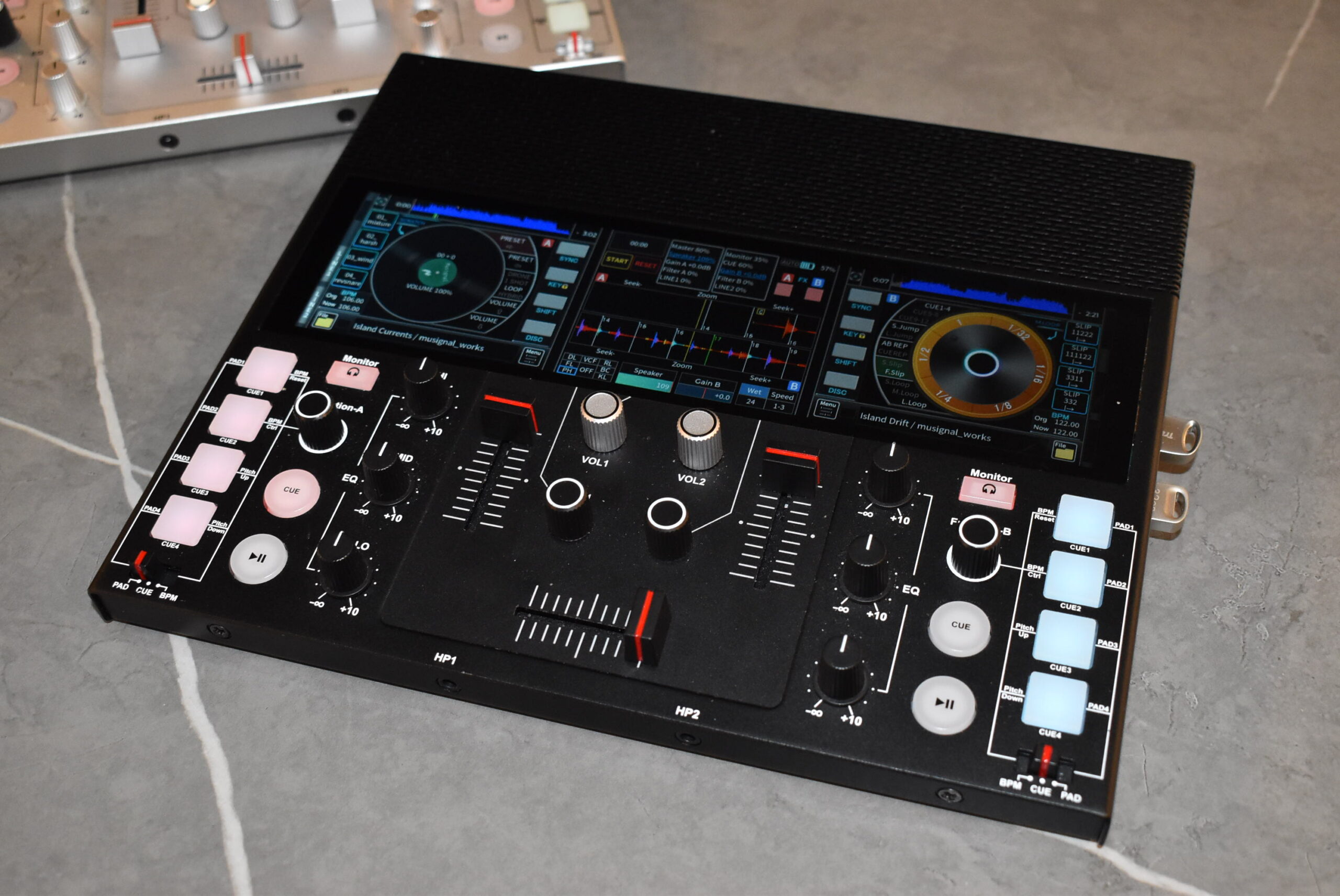 期間割引】 未使用新品 FJ1 ミューシグナル ポータブルDJシステム A4