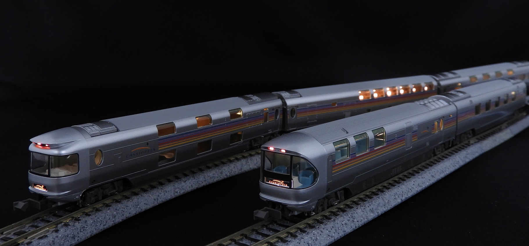 E26系カシオペア客車12両 tomix ライト点灯確認済 E26系カシオペア客車