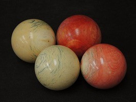 象牙のビリヤードボール｜象牙 珊瑚 翡翠 剥製｜買取実績紹介｜骨董品