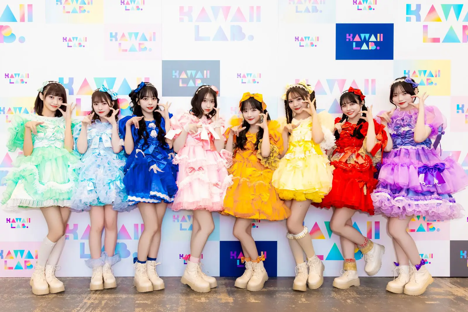 も*か様 cutiestreet 全員サイン入りTシャツ も*か様 cutiestreet 全員