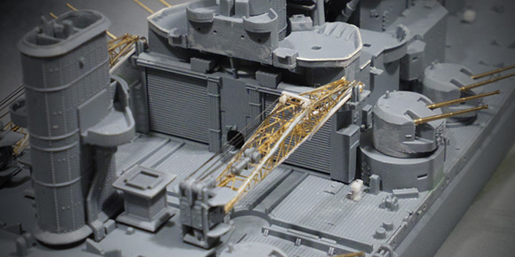 クレーンの「エッチングパーツ臭さ」を抜いてみる – 1/700でKGV級戦艦