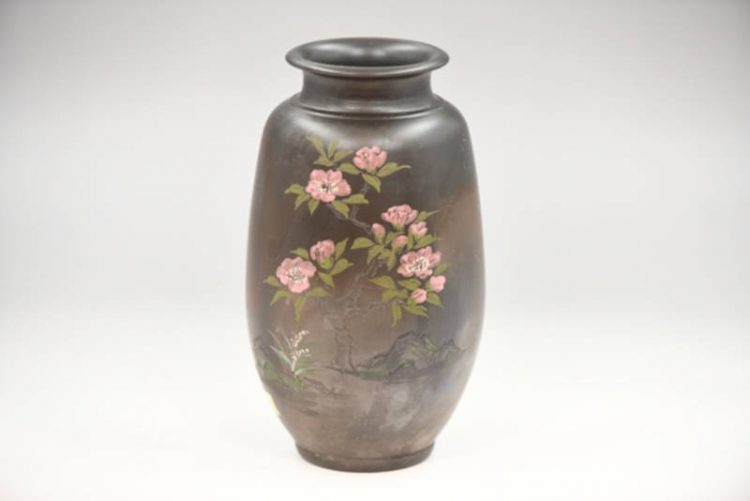 汝窯から龍泉窯まで！宋時代陶磁器の魅力を解説｜愛知名古屋の骨董品