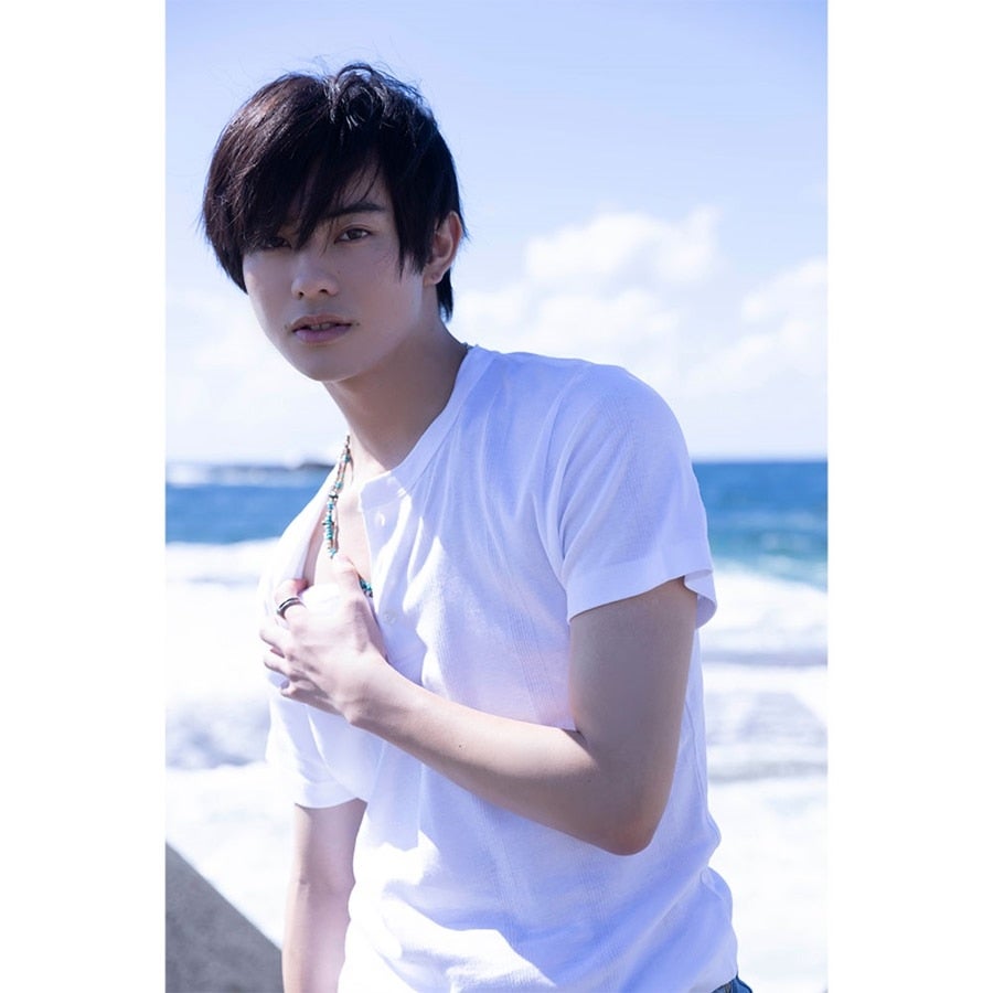 EXILE TRIBE STATION ONLINE STORE｜前田拳太郎1st写真集 Awake