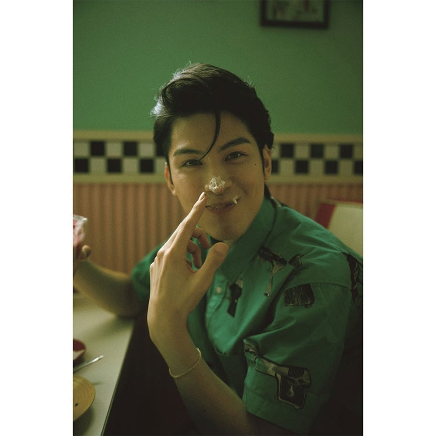 EXILE TRIBE STATION ONLINE STORE｜長谷川慎 ファースト写真集 CHARACTER