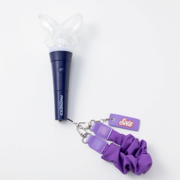 ☆ CRAWLING BUTTERFLY 中島颯太クッション 人気の背景ブルー