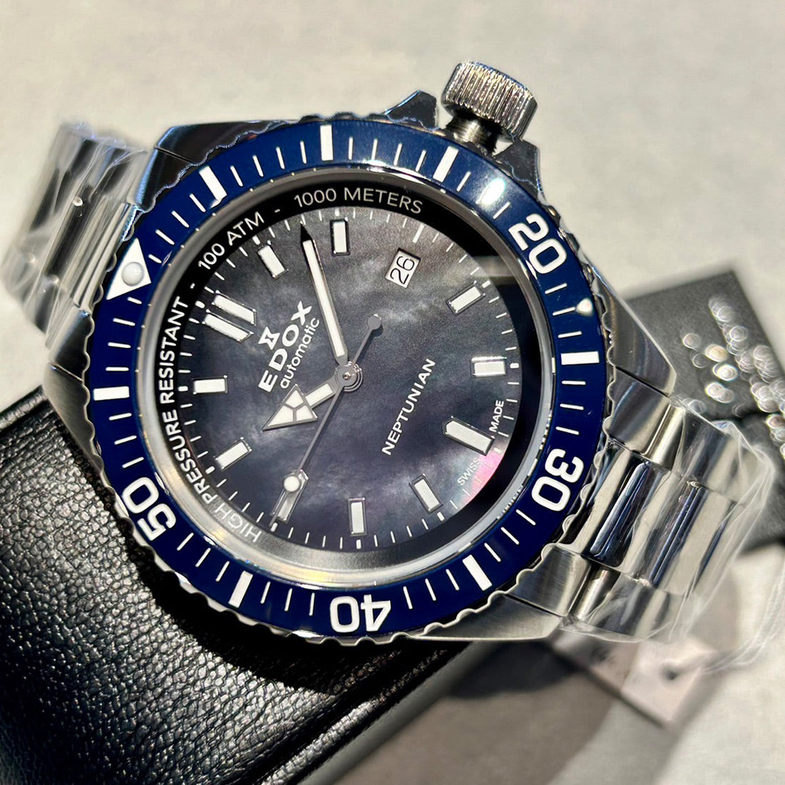 ネプチュニアン オートマティック / 日本限定 80120-3BUM-NANNGM2
