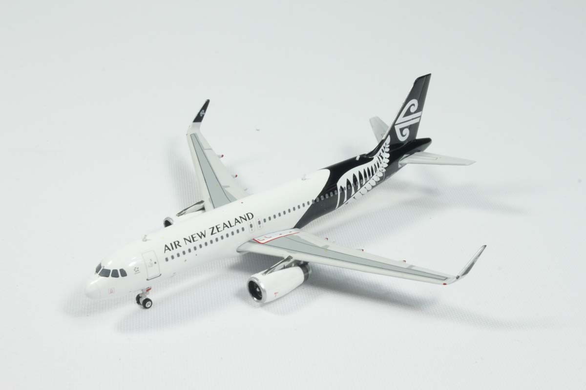 Phoenix Models Air New Zealand A320-200 Sharklets Reg# ZK-OXB