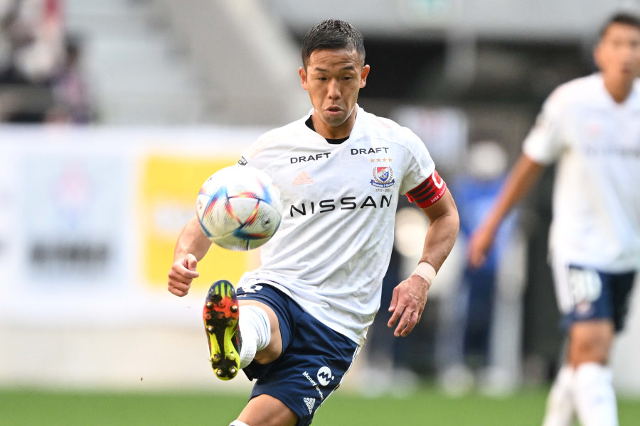 3年ぶりJ1優勝の横浜FM、主将・喜田拓也が感慨「5つ目の星の意味は自分