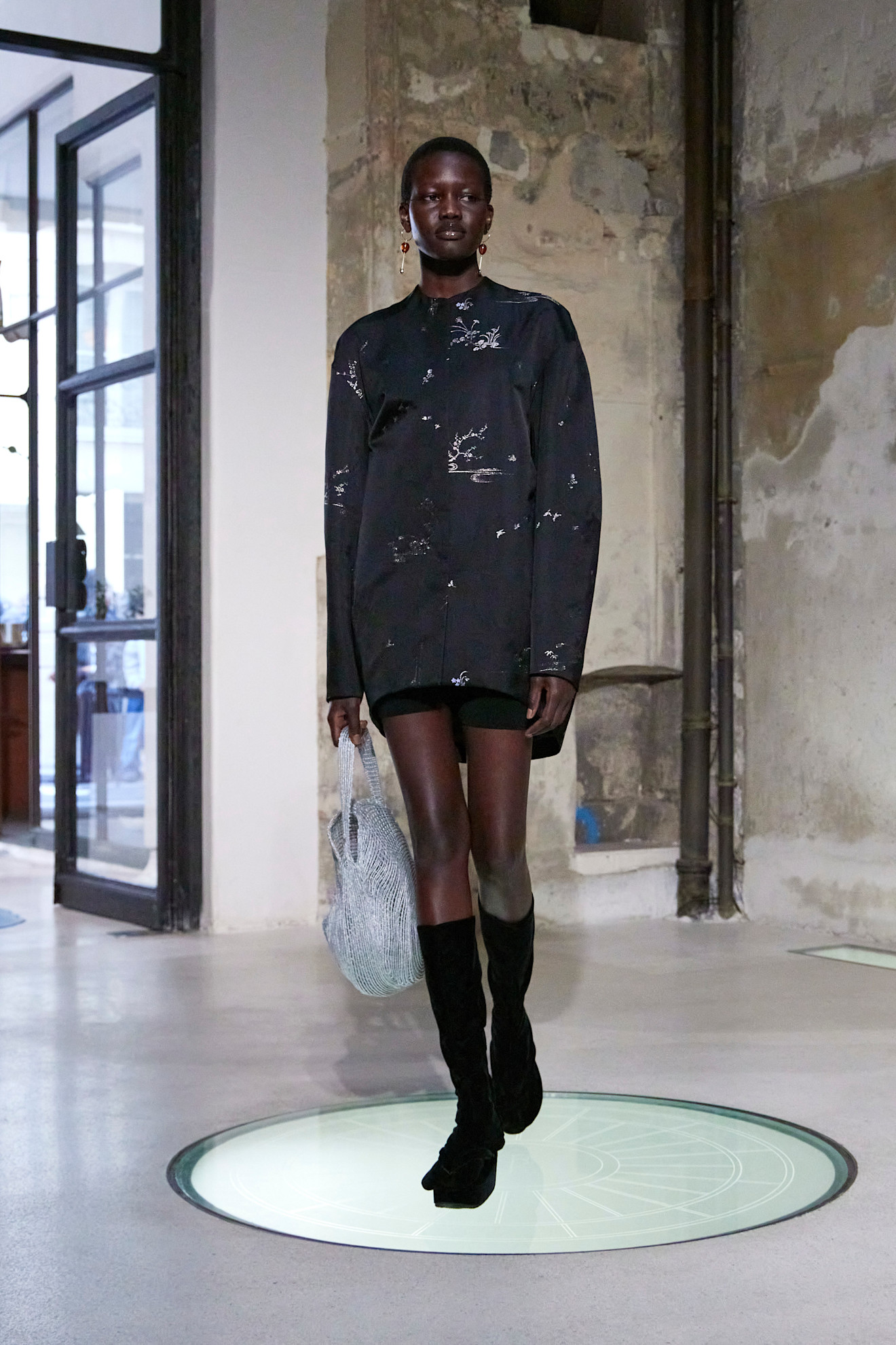 mame-kurogouchi_25ss_00009-