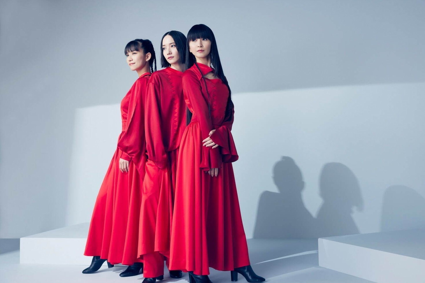 パフューム クローゼット」楽曲衣装着想の新作ウェア、“Spinning World