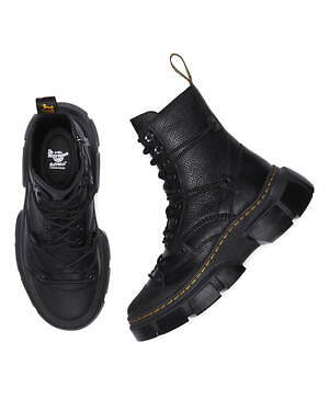 ドクターマーチン“シボ革×凹凸ソール”の8ホール＆フロントジップブーツ