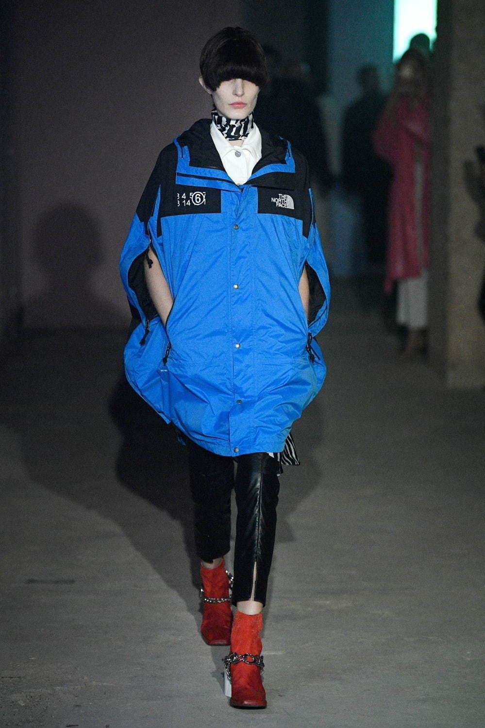 激レア】MM6 マルタンマルジェラ ノースリーブパーカー ネイビー