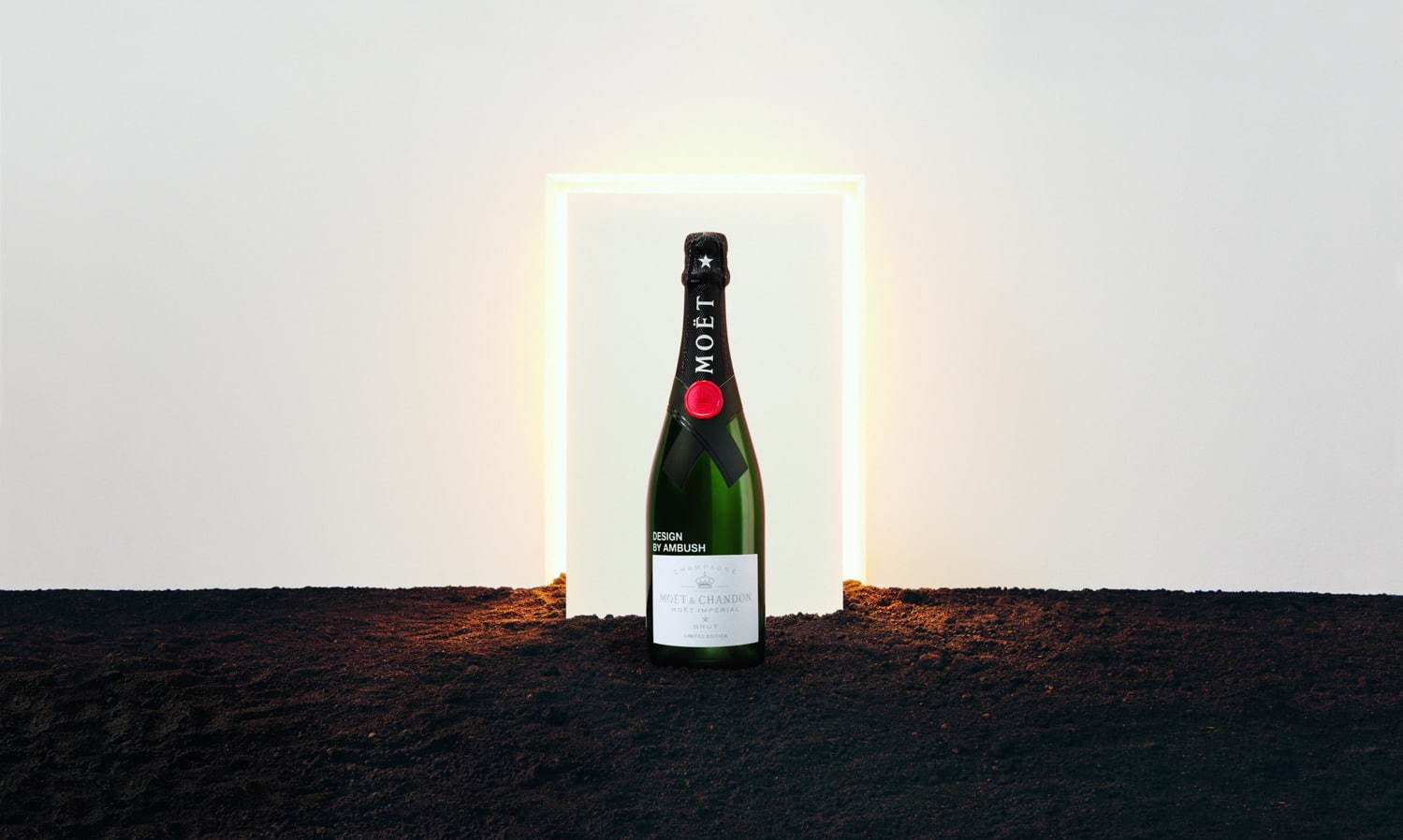 モエ・エ・シャンドン(MOËT&CHANDON)× アンブッシュ(AMBUSH)