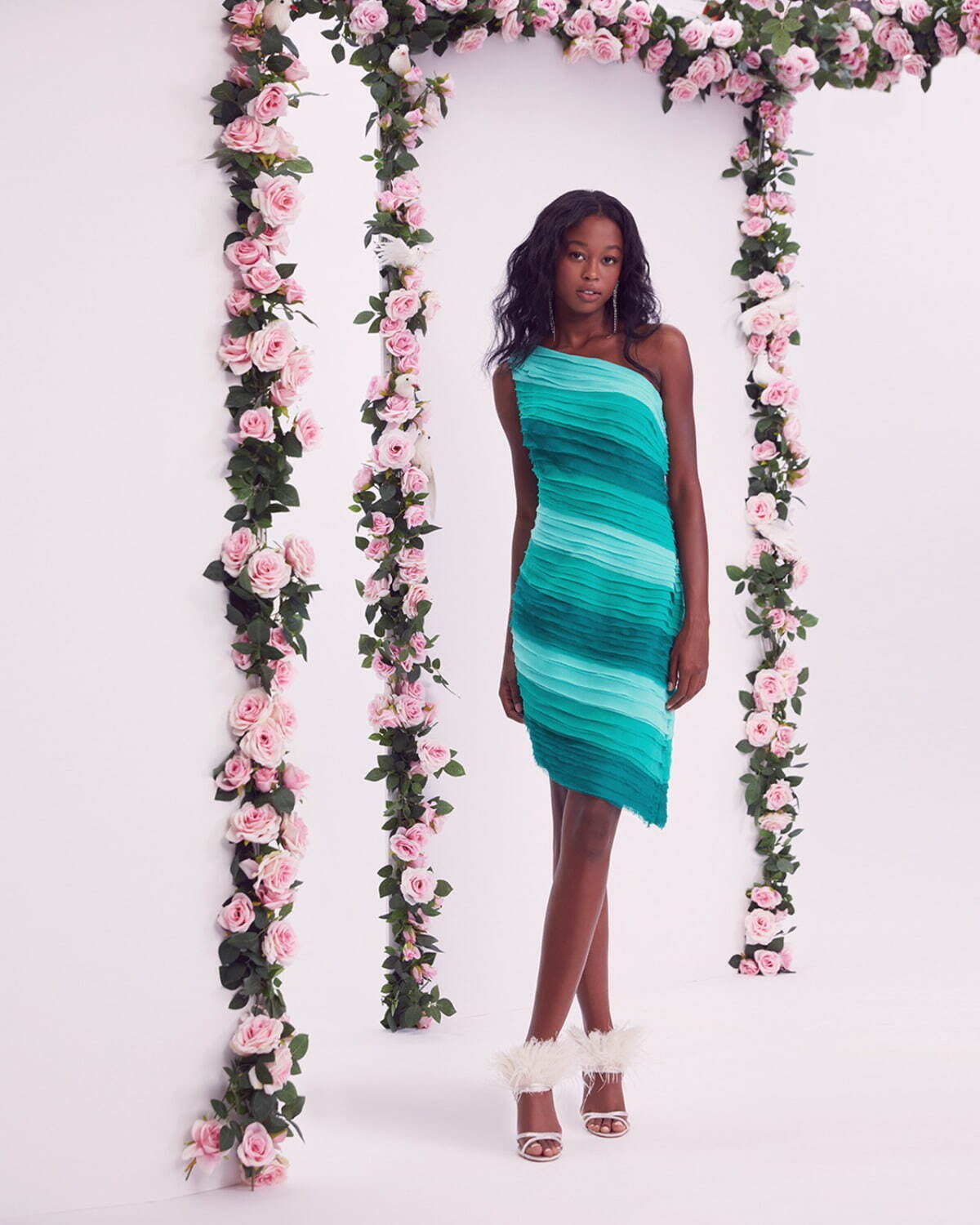 タダシ ショージ(TADASHI SHOJI) 2023年春夏ウィメンズコレクション