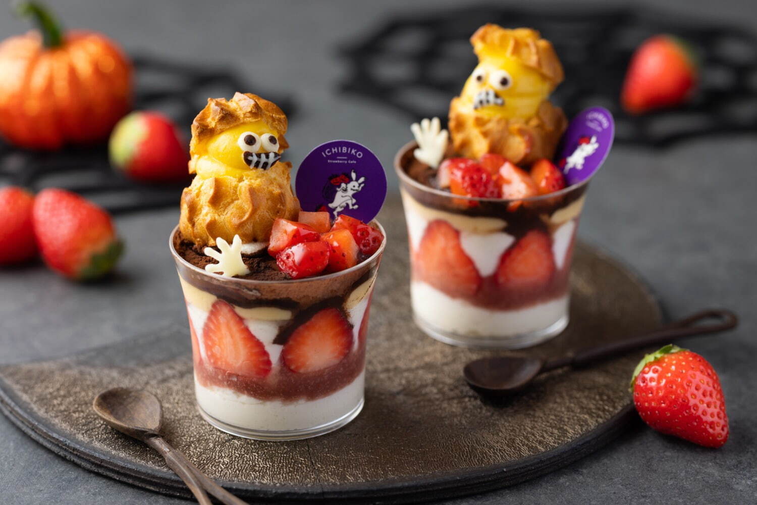 いちごスイーツ専門店「いちびこ」ハロウィン限定スイーツ、“うさぎ