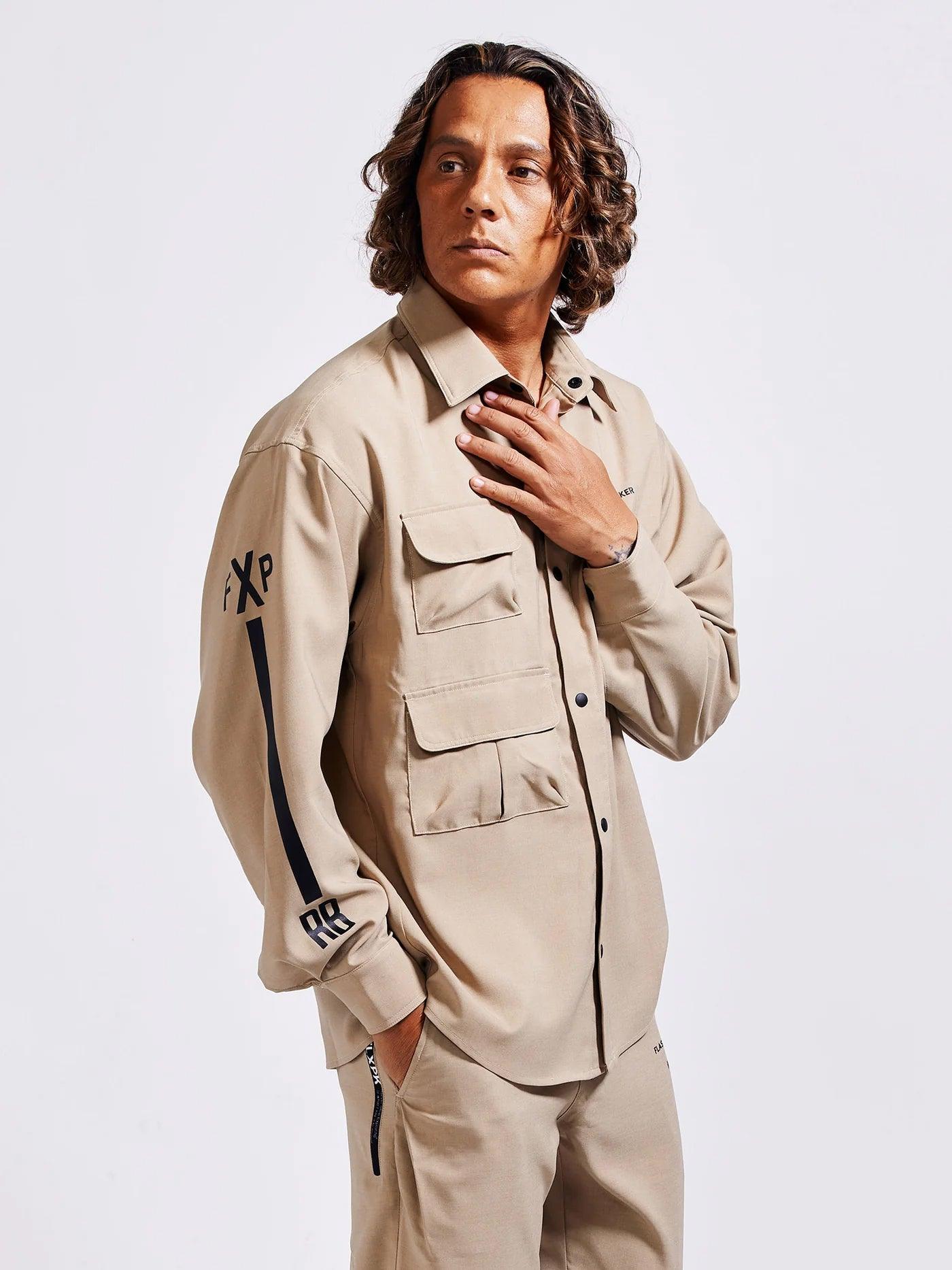 TOPS (トップス) の商品一覧| FLASH PACKER (フラッシュパッカー