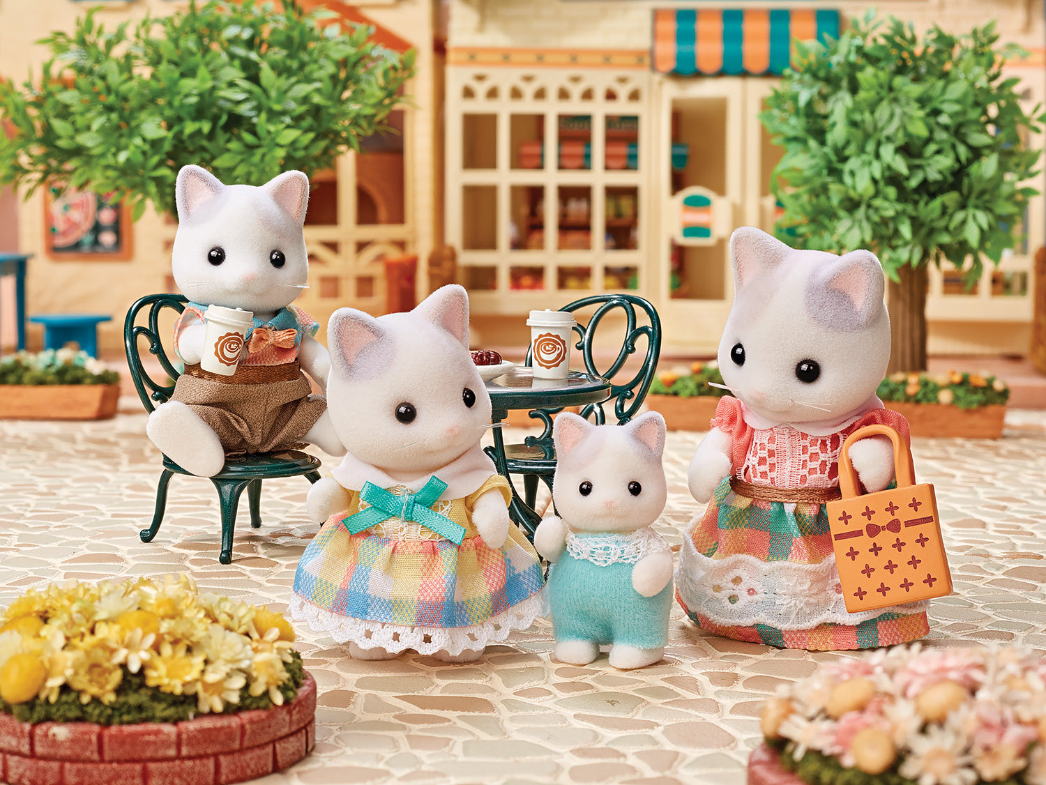 Calico Critters Latte Cat Family – Franklin's Toys