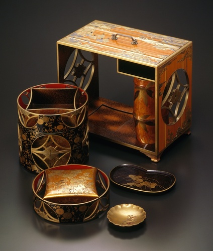 ひな道具 江戸時代 拝領品 蒔絵提重 行器 ひな道具 江戸時代 拝領品