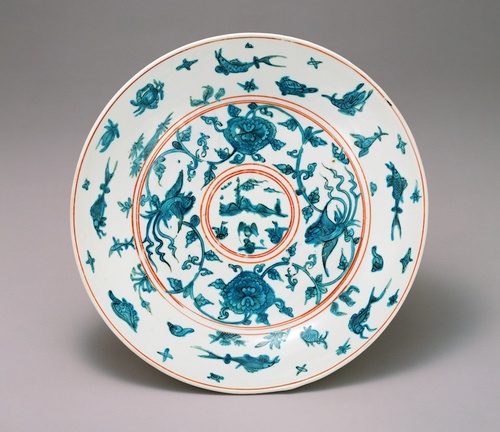 五彩鳳凰文盤 | 漳州窯 | 収蔵品詳細 | 作品を知る | 東京富士美術館