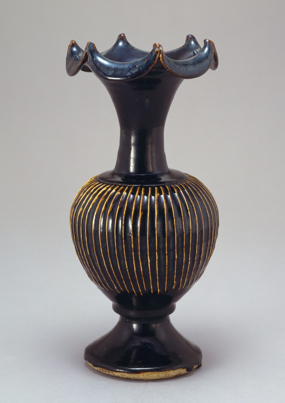 中国 磁州窯 蓮紋碗 送料込み250807 中国 磁州窯 蓮紋碗 送料込み