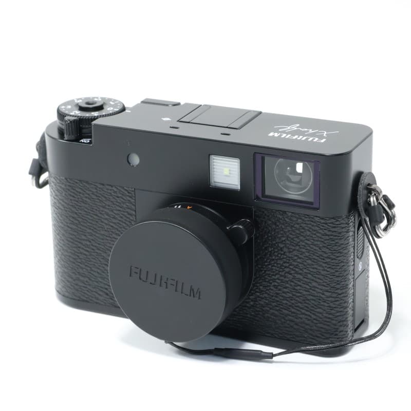 Fujifilm xhalfブラック SDカード メーカー3年保証付き Fujifilm xhalf
