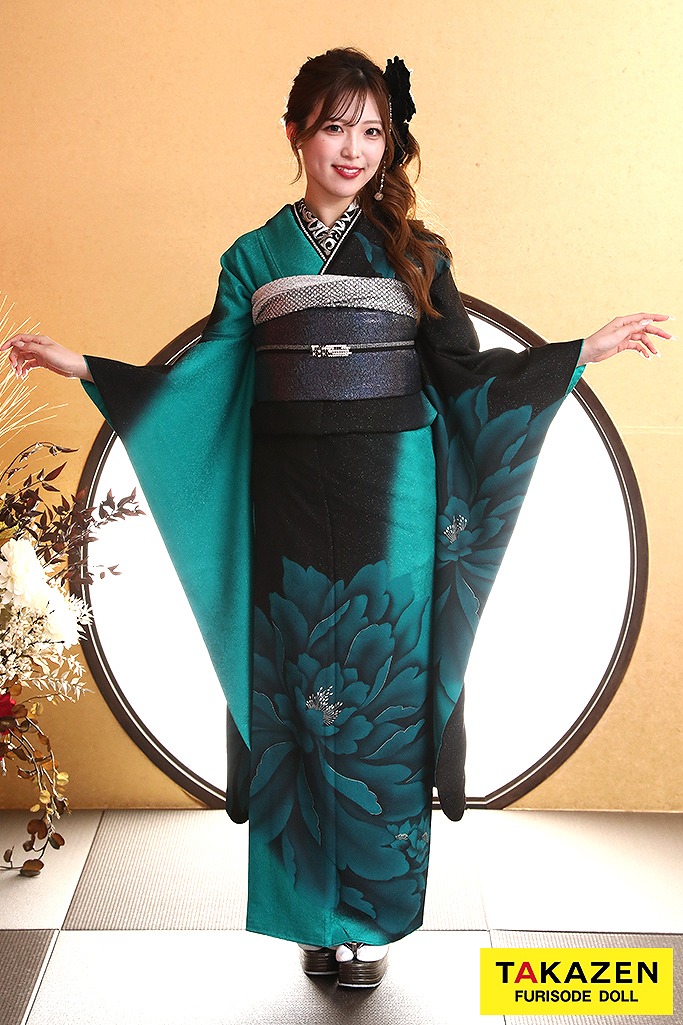 クール系大輪牡丹の振袖フルセット クール系大輪牡丹の振袖フルセット