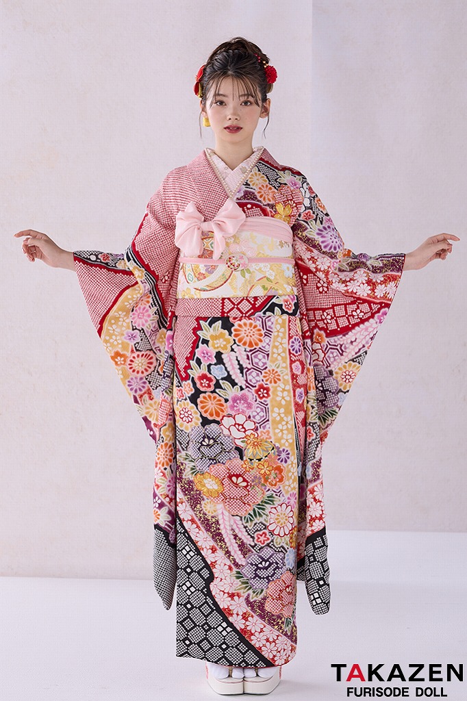 正統派古典 赤/黒 絞り風/毬柄 人気 はんなり 可愛い 高級振袖 金駒繍