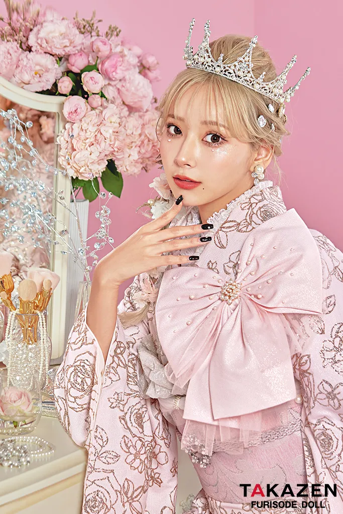 キラキラ好き必見FURISODE DOLLオリジナル振袖Chouchouについてご紹介