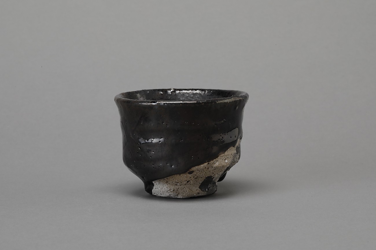 鯉江良二 オリベぐい呑 箱付 鯉江良二 オリベぐい呑 箱付き