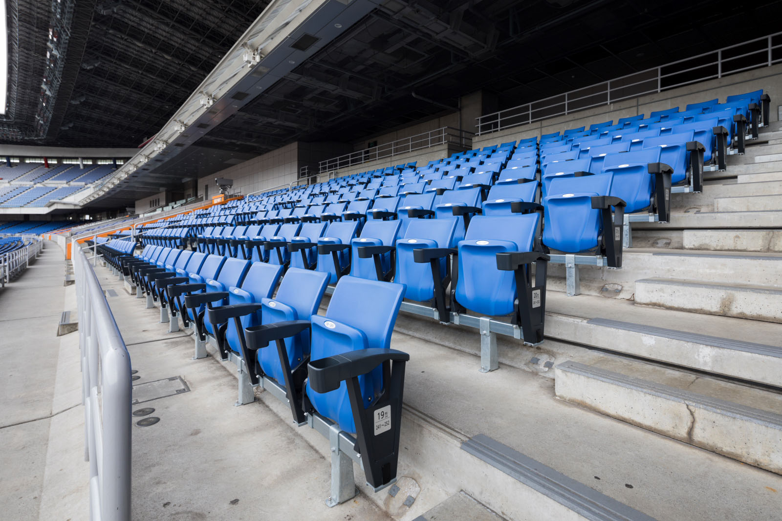 Nissan Stadium (Renewed)｜KOTOBUKI SEATING